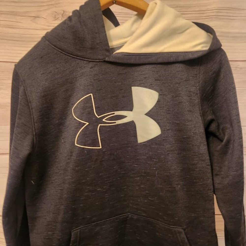 Under Armour YXL Hoodie